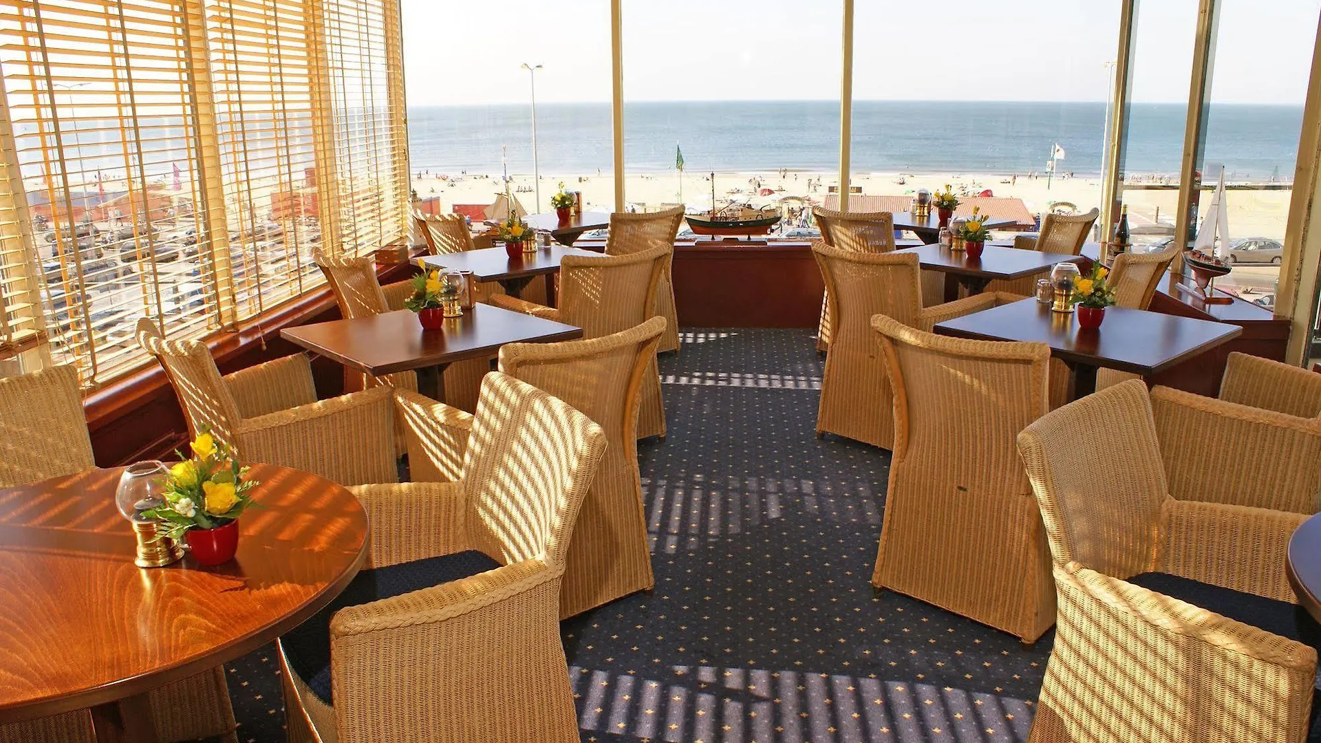 Boulevard Hotel Scheveningen Den Haag 3*,  Nederland